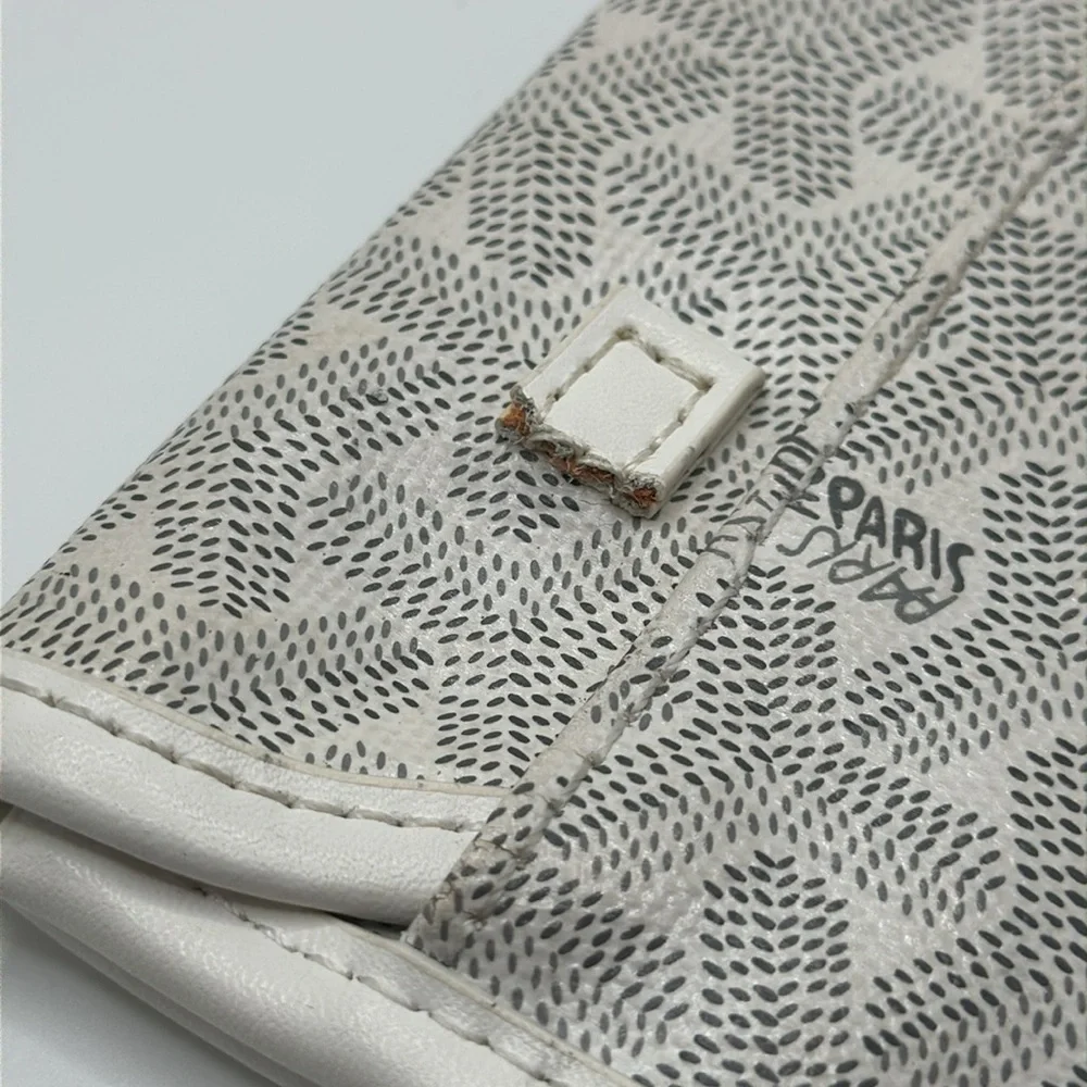Goyard white gray wallet with defect - Picture 8 of 10